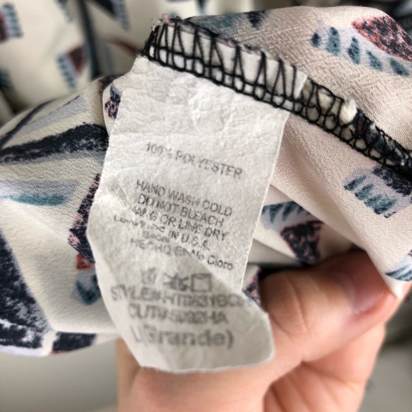 Duo Aztec Print Blouse with Peplum Style Waist - Picture 6 of 6